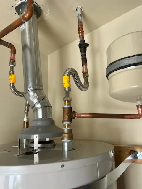 Water heater installation and plumbing repair in Meadowbrook Heights
